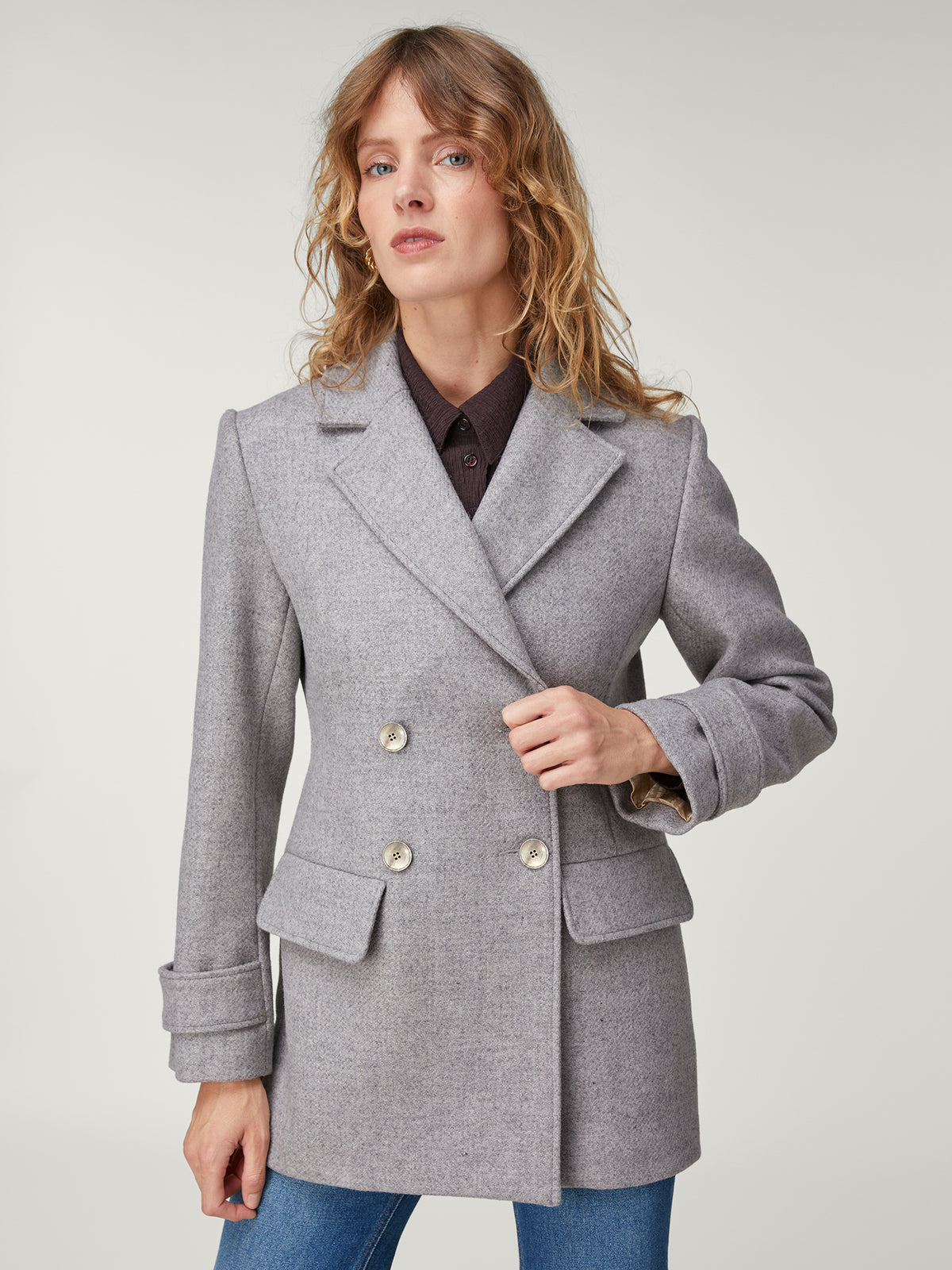 Short fitted wool coat in tailored style Rouje